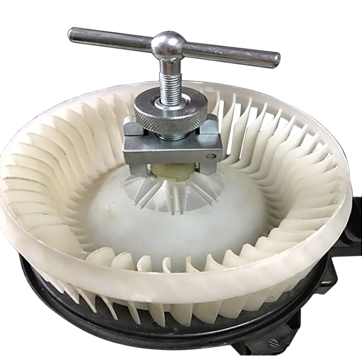 Strumento universale per la rimozione del motore del ventilatore dell'aria condizionata dell'auto